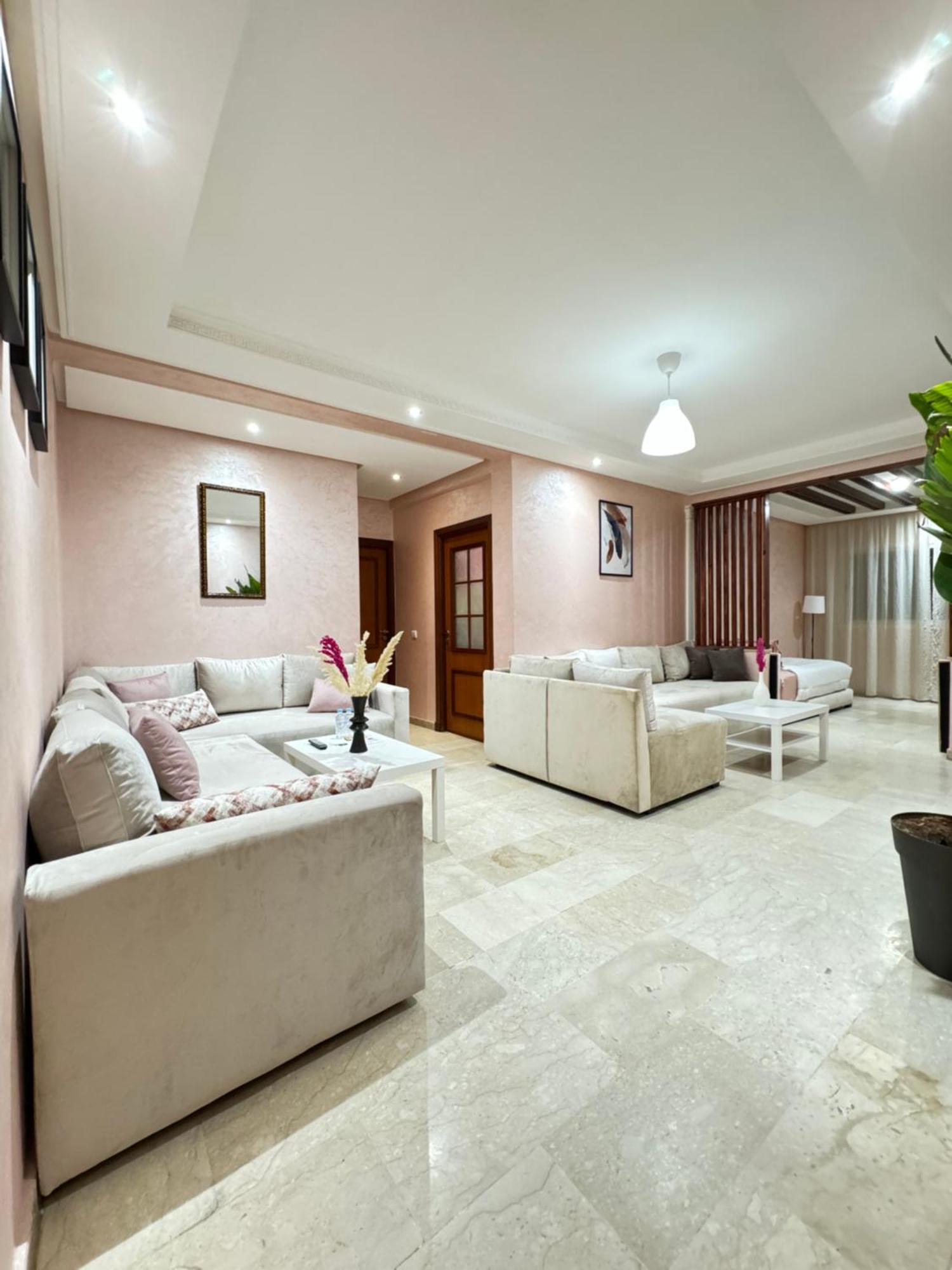 Suitouiss - Agdal 2 - Appartement A 2 Minutes De La Gare De Train Tgv ラバト エクステリア 写真